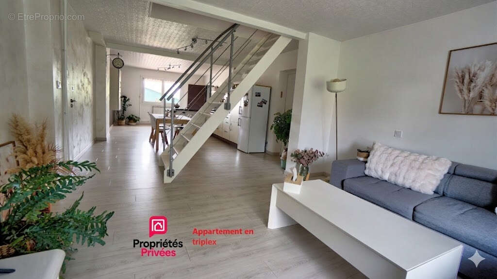 Maison 350 m² à Lachapelle-Sous-Chaux  - photo 10