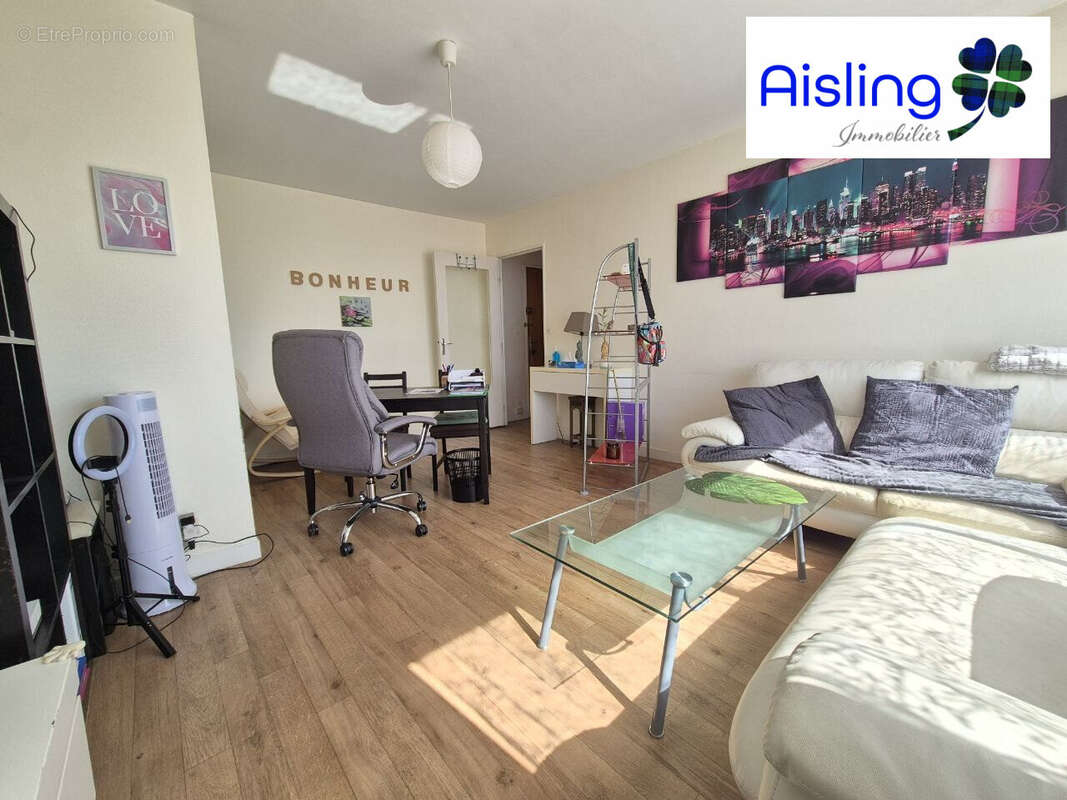 Appartement à JOUE-LES-TOURS