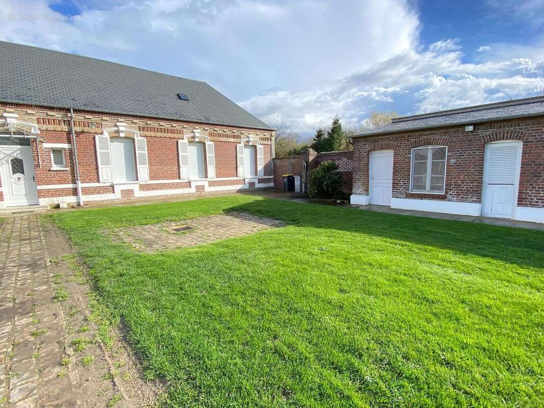 Maison 140 m² à Noyon  - photo 2