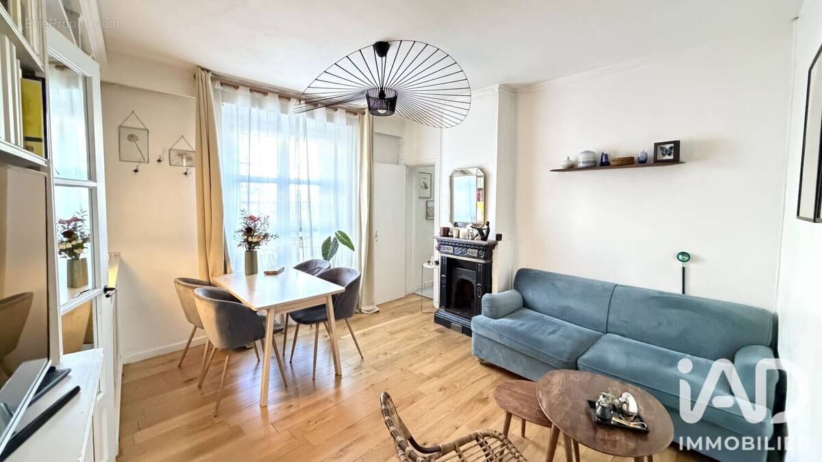Photo 1 - Appartement à PARIS-17E