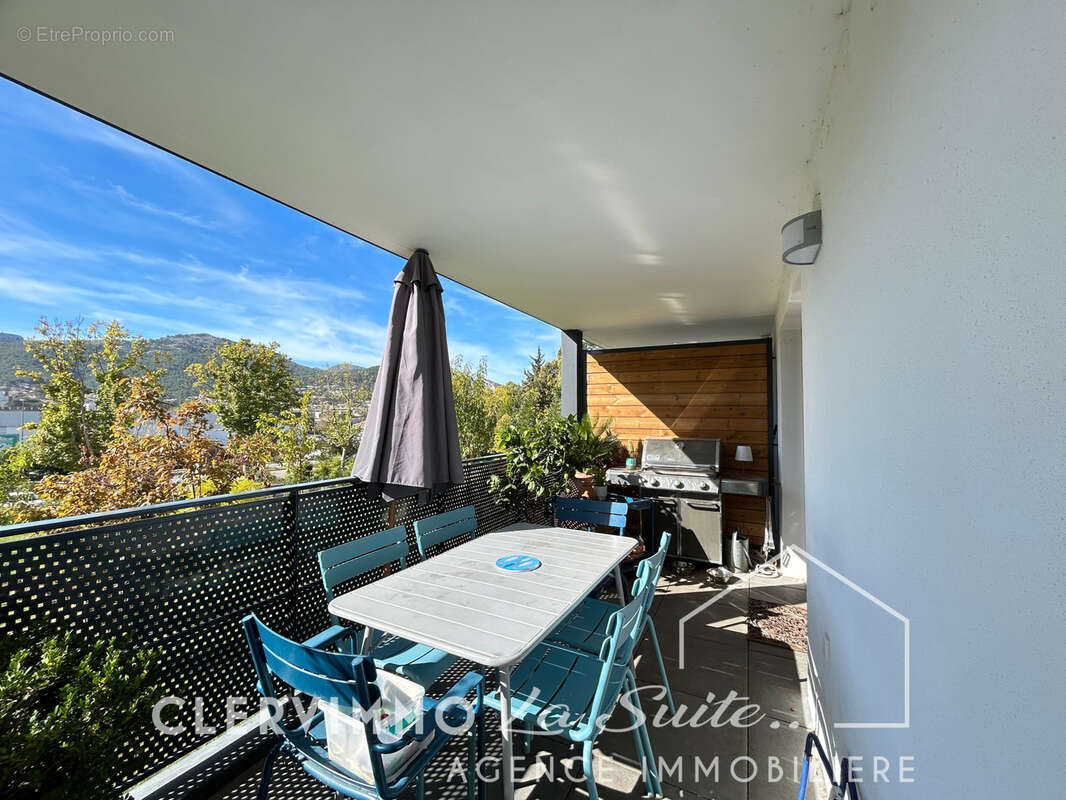 Appartement à MARSEILLE-11E