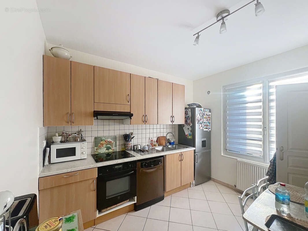 Maison à PARAY-VIEILLE-POSTE