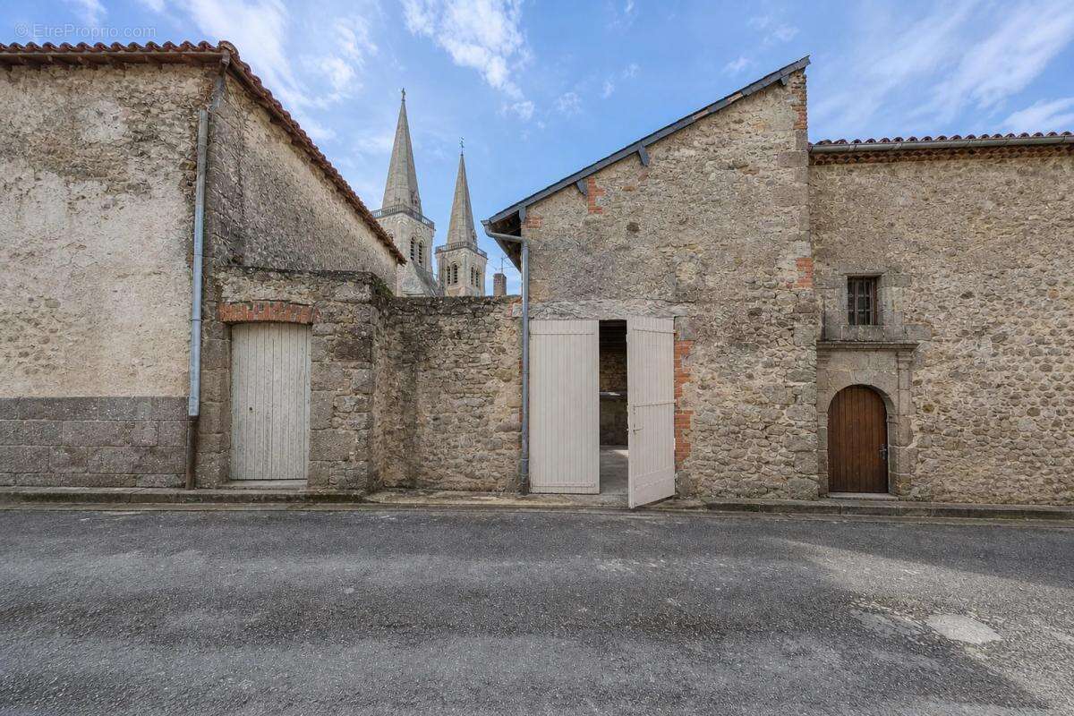 Maison à MAULEON