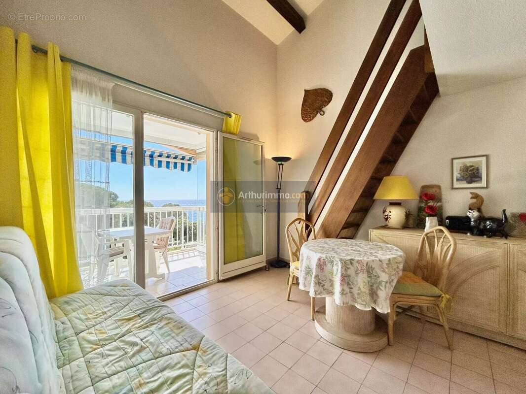 Appartement à FREJUS