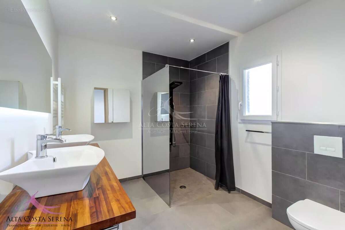 Maison à PRUNELLI-DI-FIUMORBO