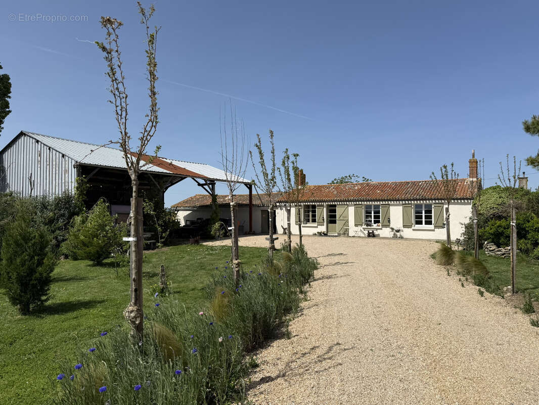 Maison à BOUIN