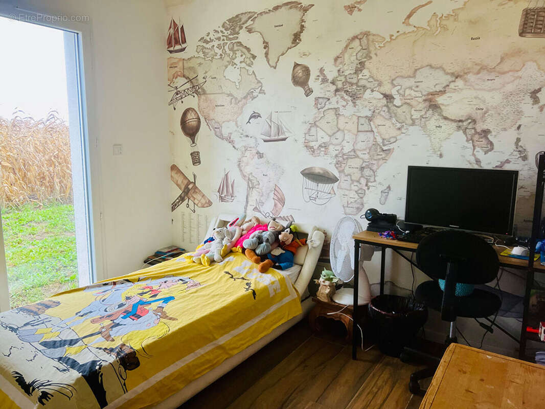 Maison à SAINT-NAZAIRE-SUR-CHARENTE