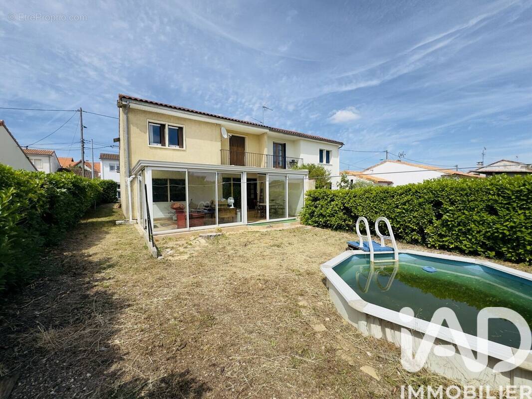 Photo 1 - Maison à ANGOULEME