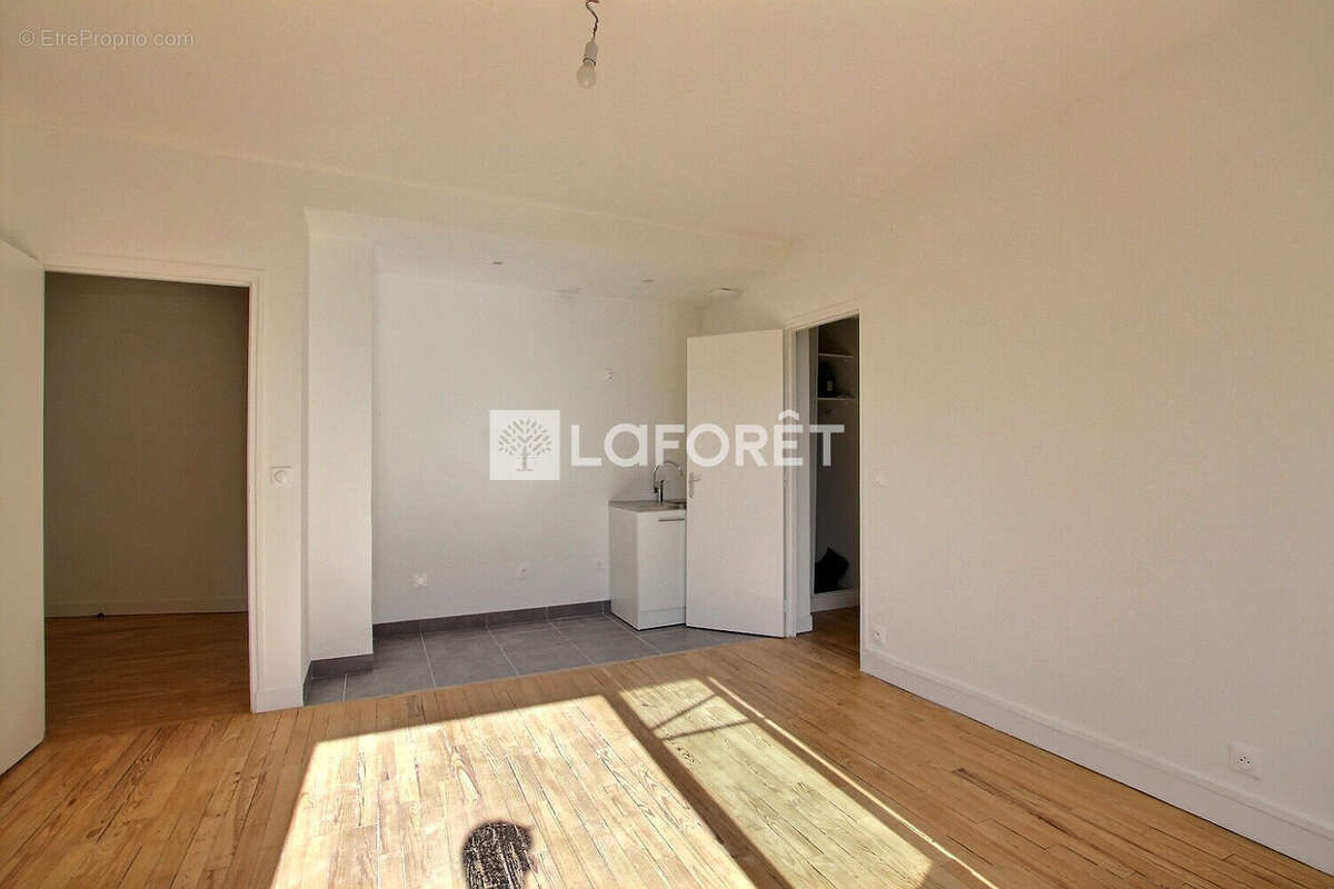 Appartement à ASNIERES-SUR-SEINE