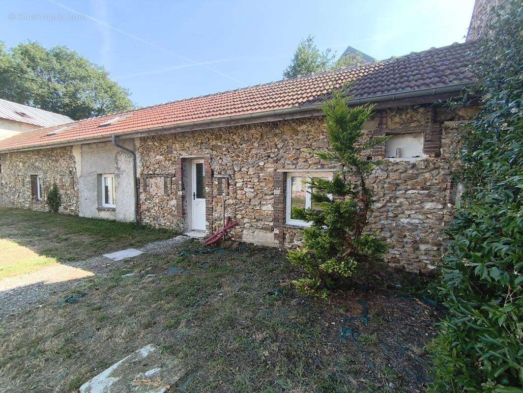 Maison à MONTMIRAIL