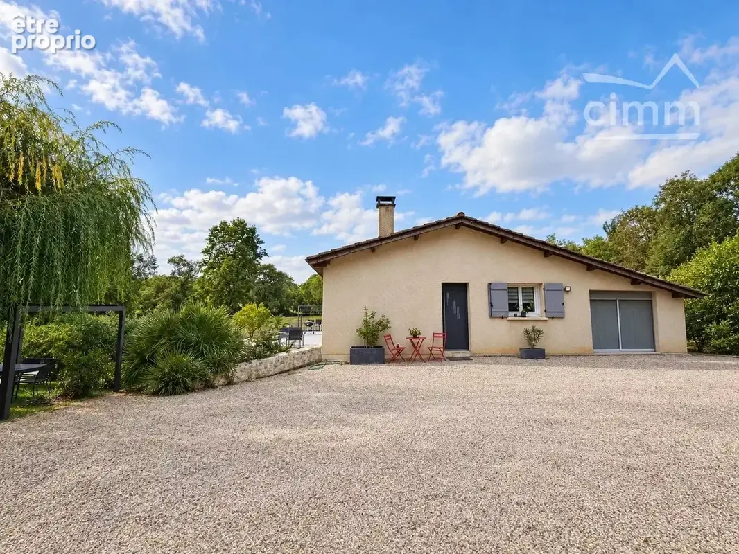 Maison T4 avec Piscine à Montguyon (17) - photo 9