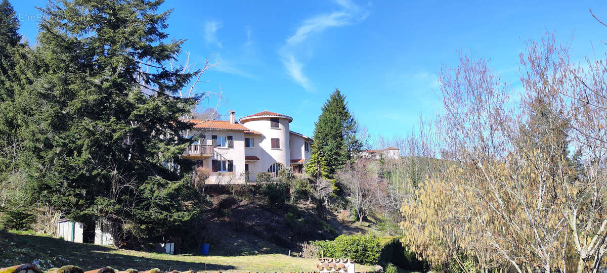 Maison à SAINTE-FOY-L'ARGENTIERE