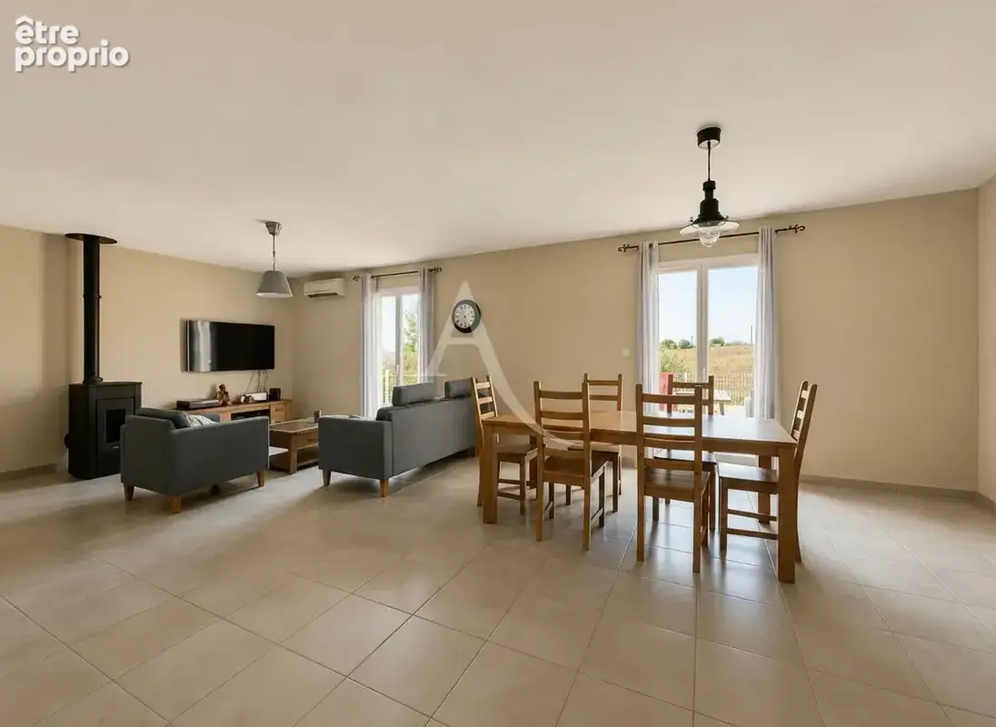 Maison L Isle Jourdain 5 pièce(s) 145m2 - photo 5