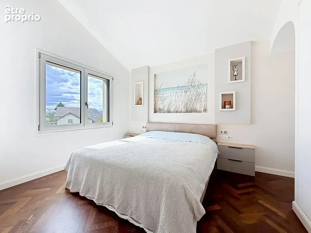 CHENS-SUR-LÉMAN – Maison 140 m² avec jardin arboré, garage et beaux volumes - photo 12