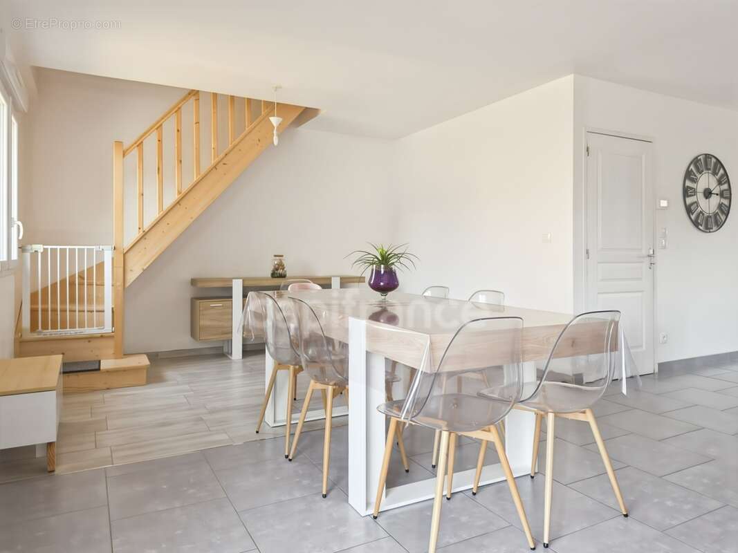 Pavillon récent de 145 m² avec 4 chambres, DPE C ! - photo 6