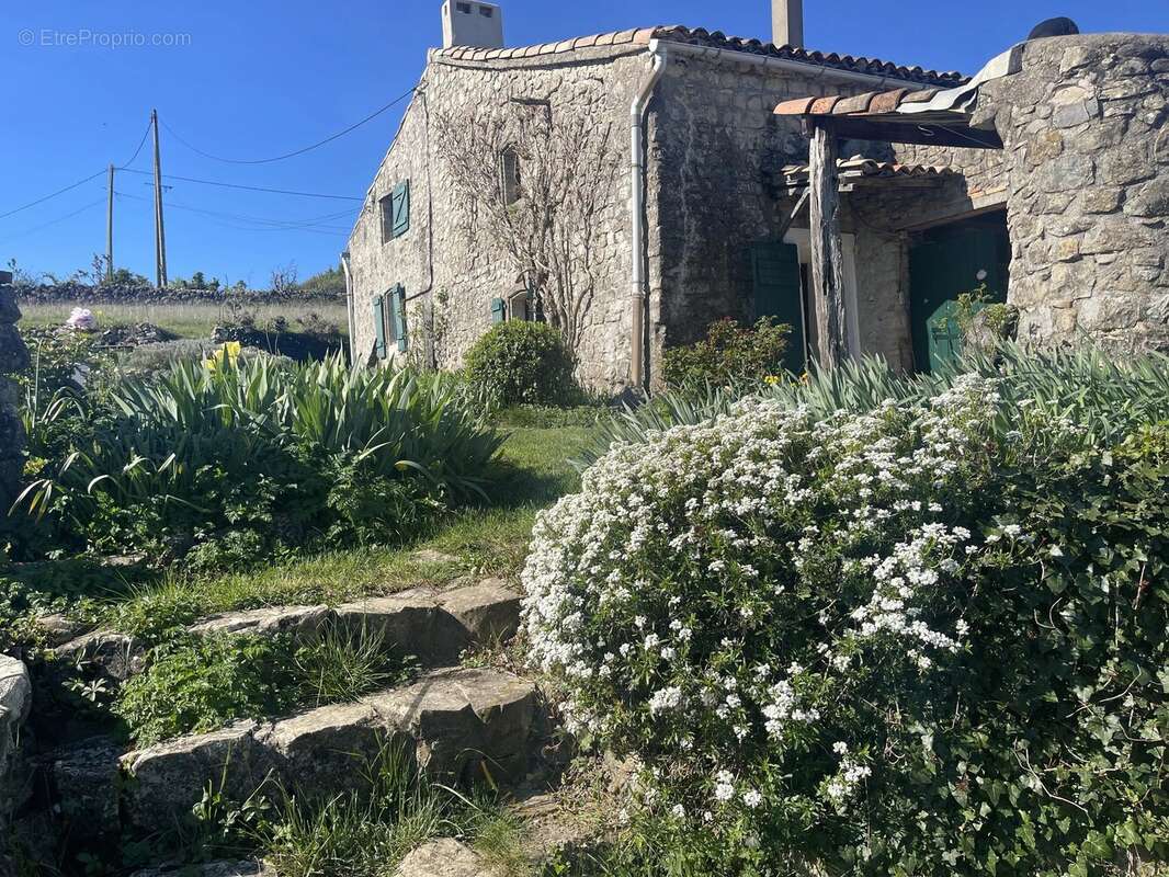 Maison à VALVIGNERES