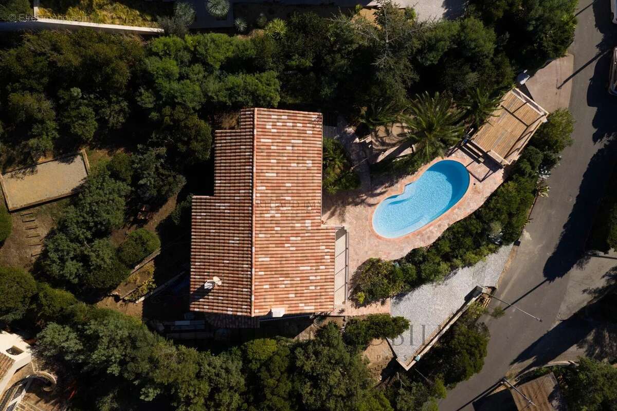 Appartement à LES ISSAMBRES