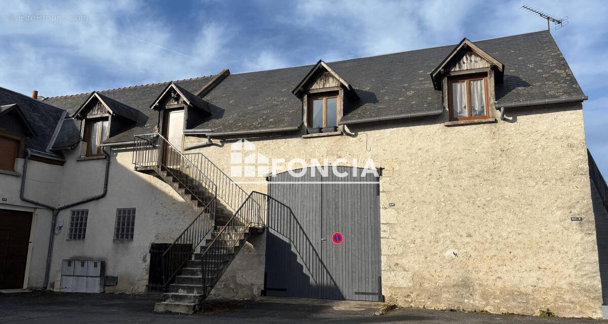 Commerce à VILLEBAROU