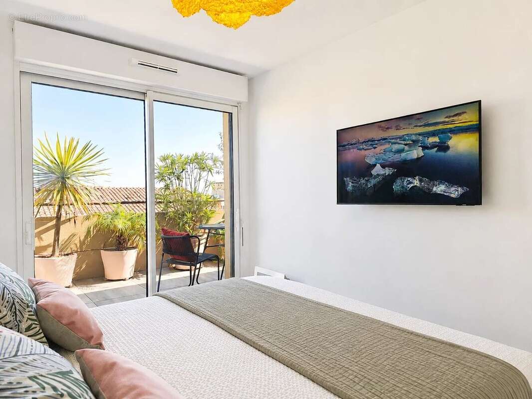 Appartement à HYERES