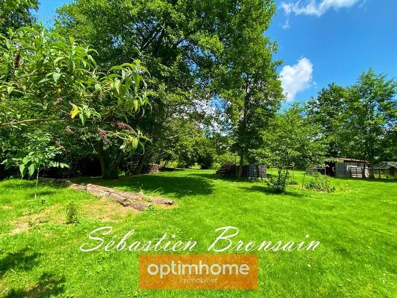 Maison à MONT-SOUS-VAUDREY