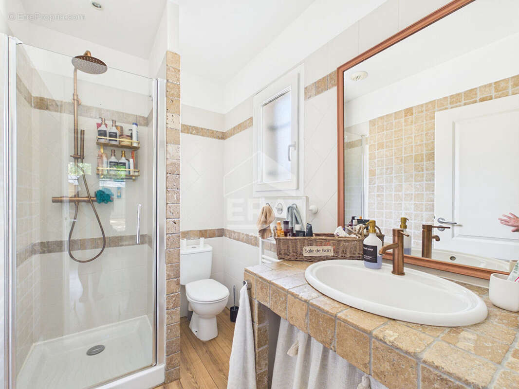 Maison T4 dans résidence avec piscine - photo 7
