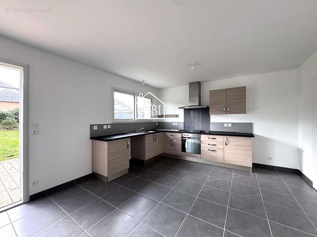 Maison à BONCHAMP-LES-LAVAL