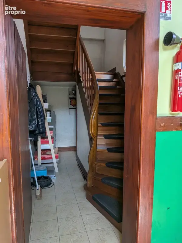 Ancienne école + Appartement loué - photo 11