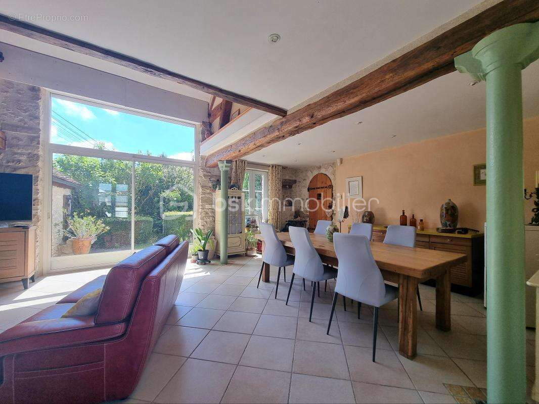 Ensemble de trois habitations ! - photo 6