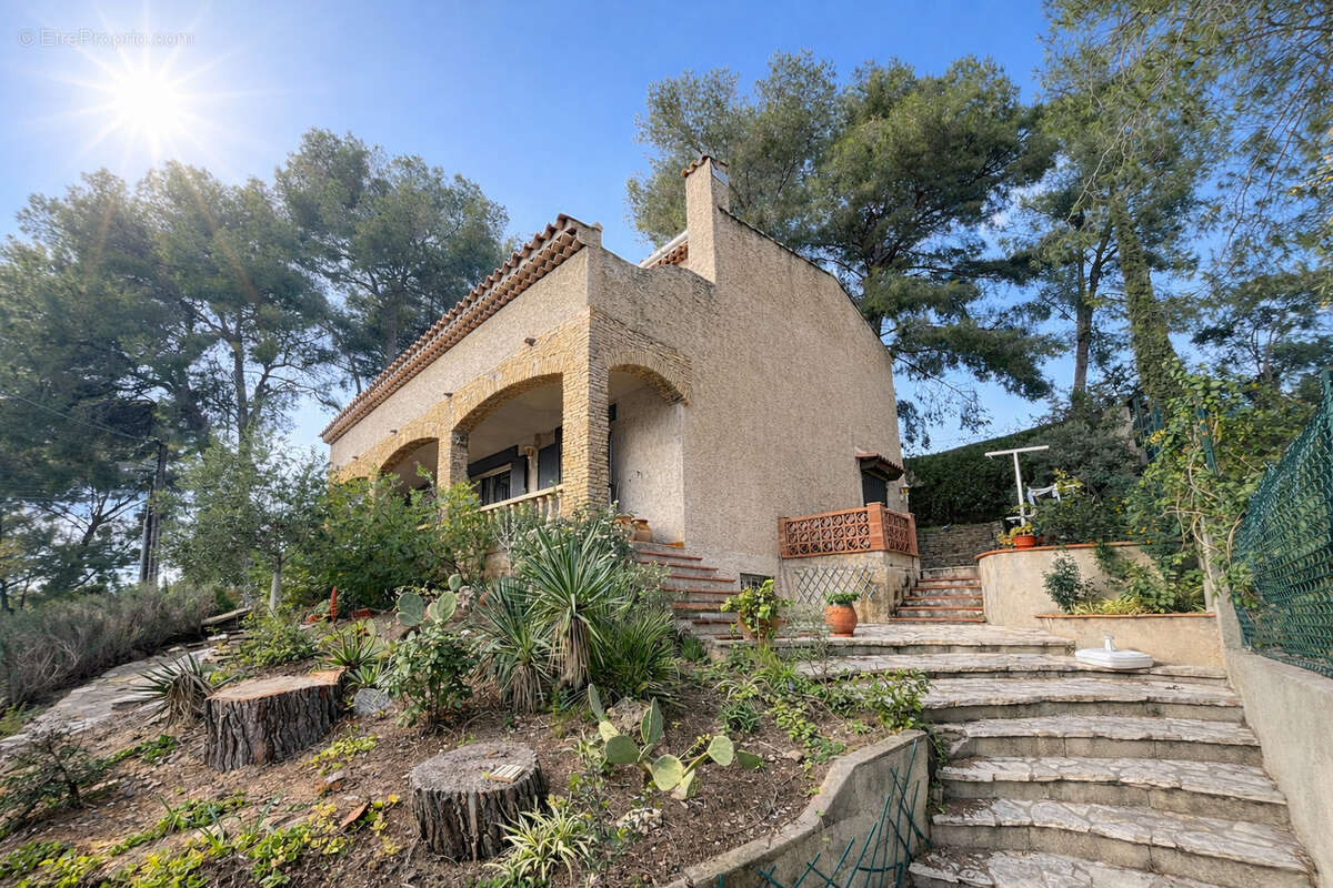 Maison à LA SEYNE-SUR-MER