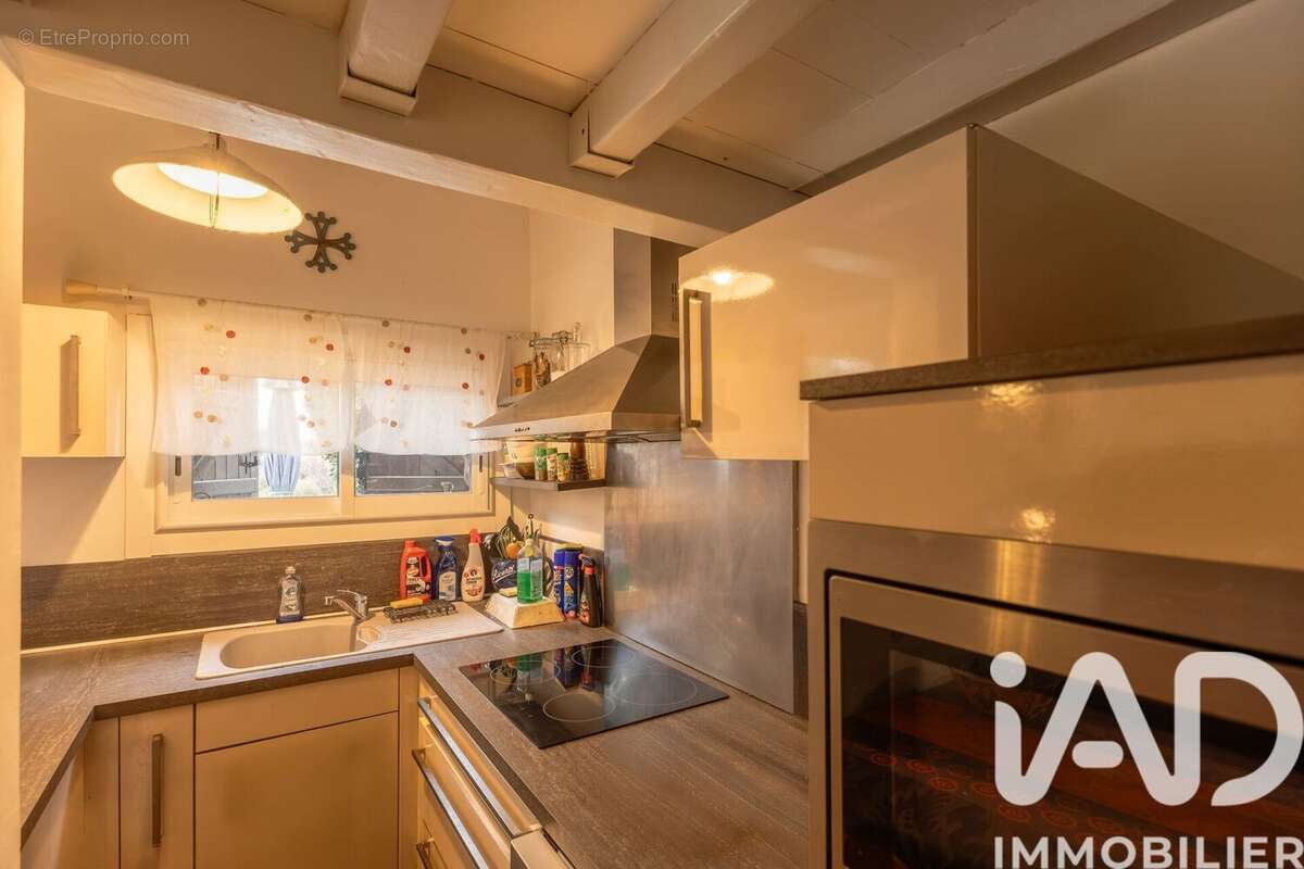 Maison 40 m² à Saintes-Maries-De-La-Mer  - photo 6