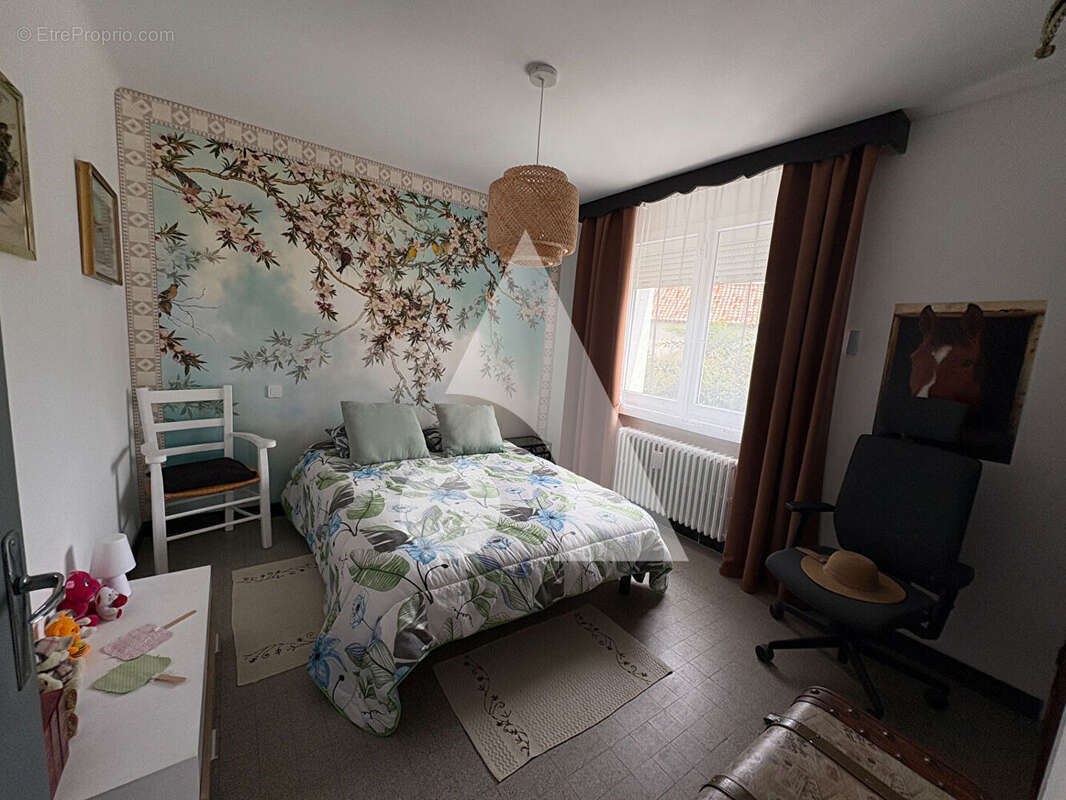 Maison à LARGENTIERE