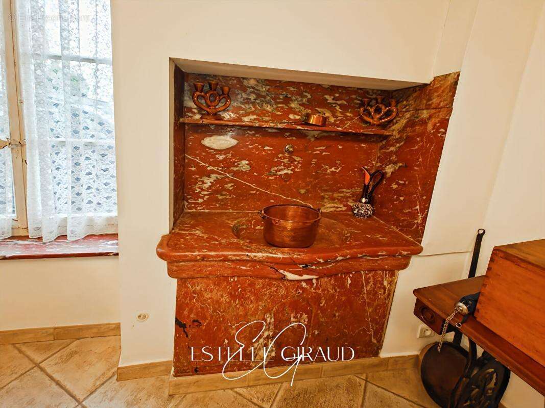 Maison en pierre avec tomettes, terrasse et atelier ? Rieux-Minervois - photo 4