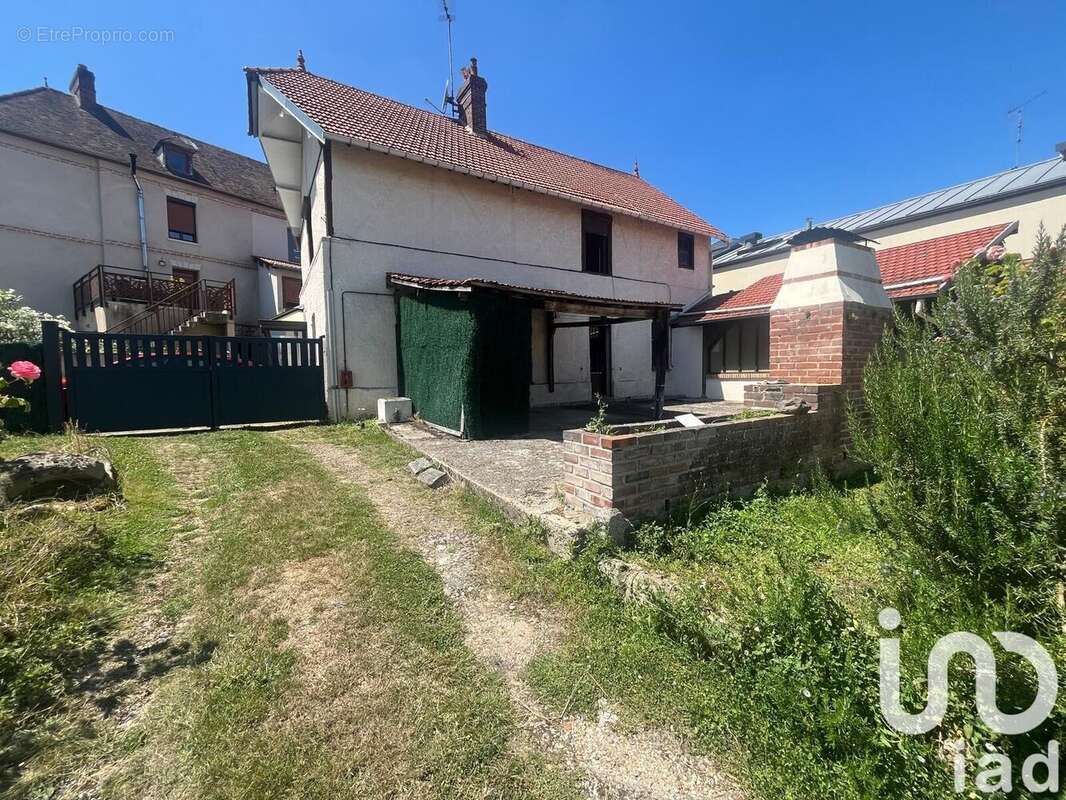 Photo 2 - Maison à SAINT-PIERRE-DU-VAUVRAY