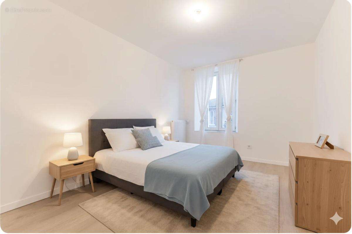 Maison à AIGREFEUILLE-SUR-MAINE