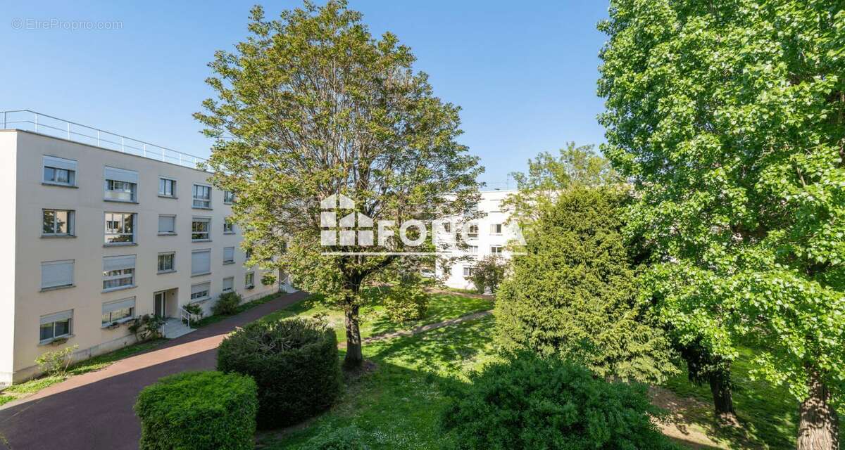Appartement à RUEIL-MALMAISON
