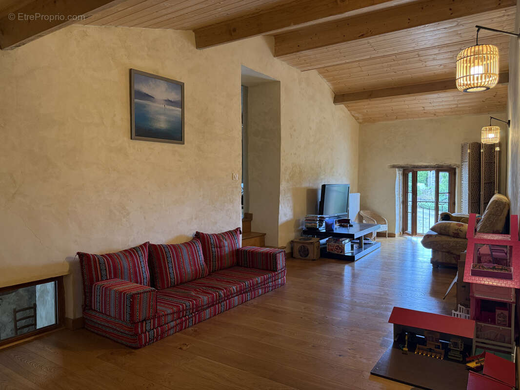 Charmante propriété de campagne avec dépendances, piscine et vue dégagée, à proximité de Condom - photo 9