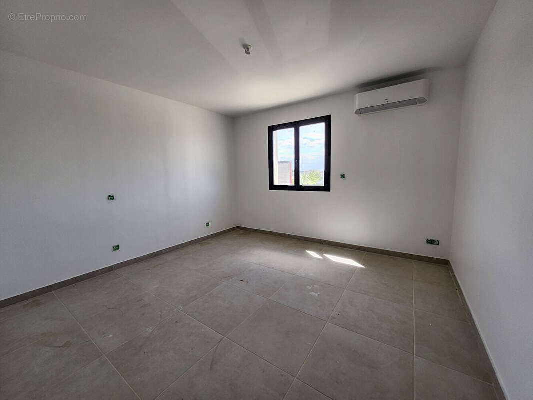 Appartement à VEDENE