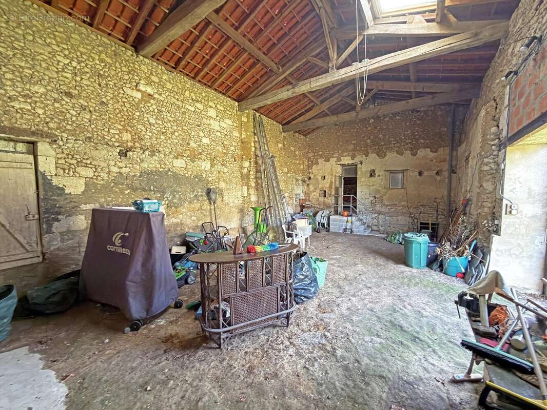 Maison à SAINT-PRIVAT-DES-PRES