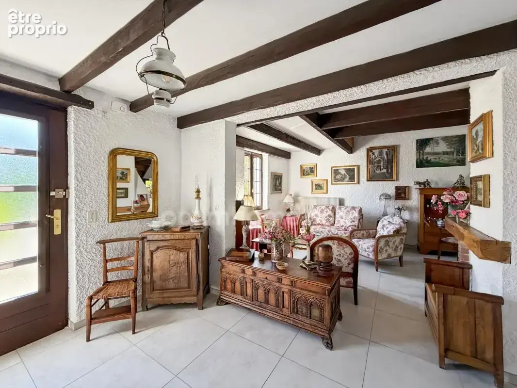 CHAMPIGNEULLES – Maison de caractère avec jardin, au calme et proche de toutes les commodités - photo 4