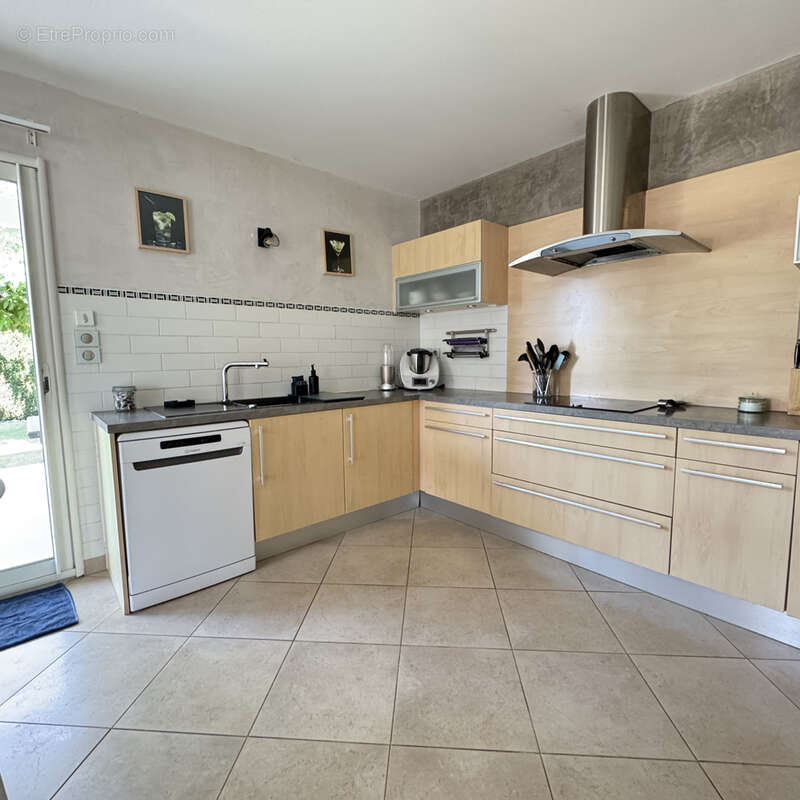 Superbe maison familiale de 153 m2 avec piscine, au calme - photo 13