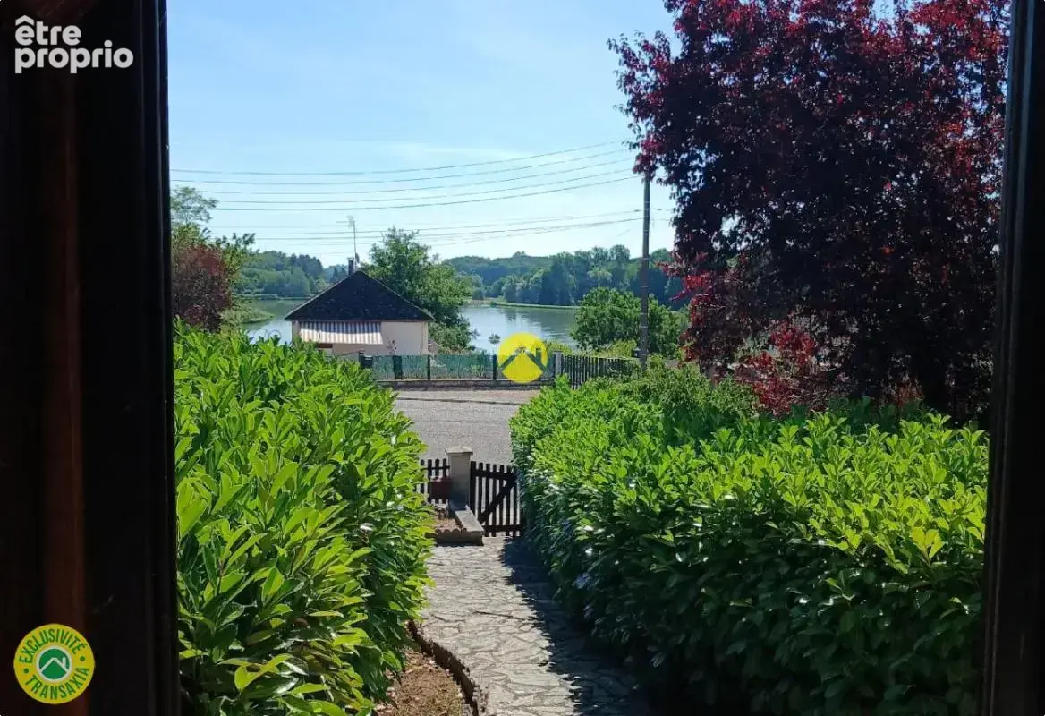 Maison à LURCY-LEVIS