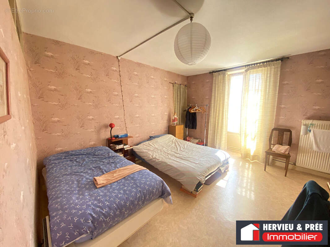 Maison à SAINT-CONTEST