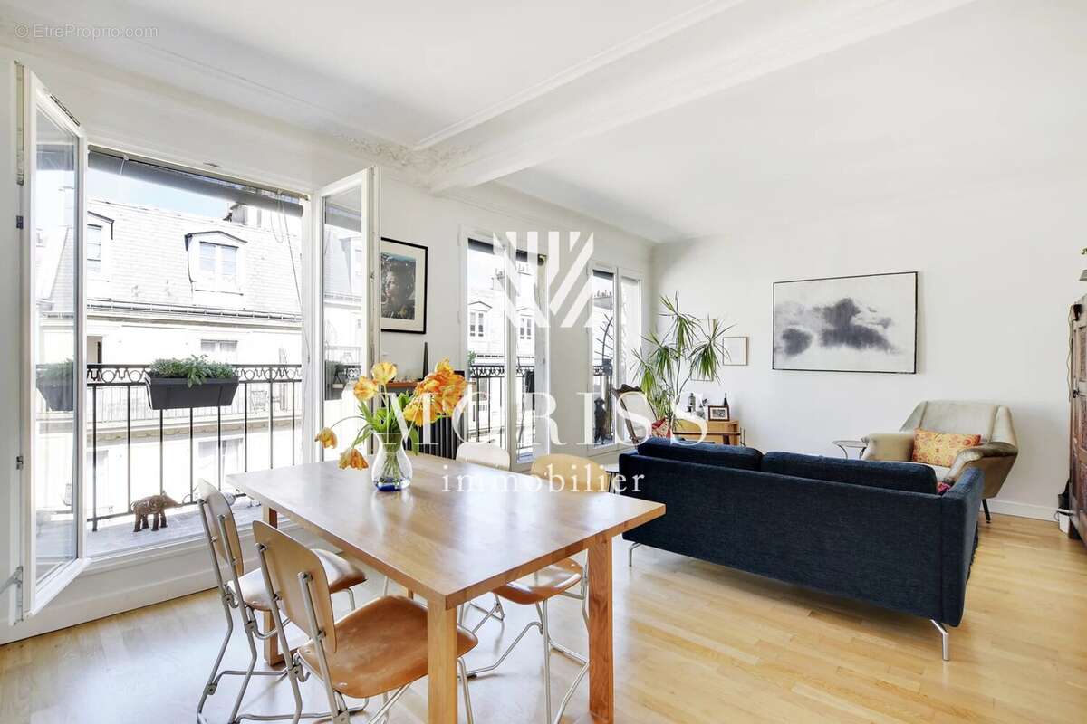 Appartement à PARIS-20E