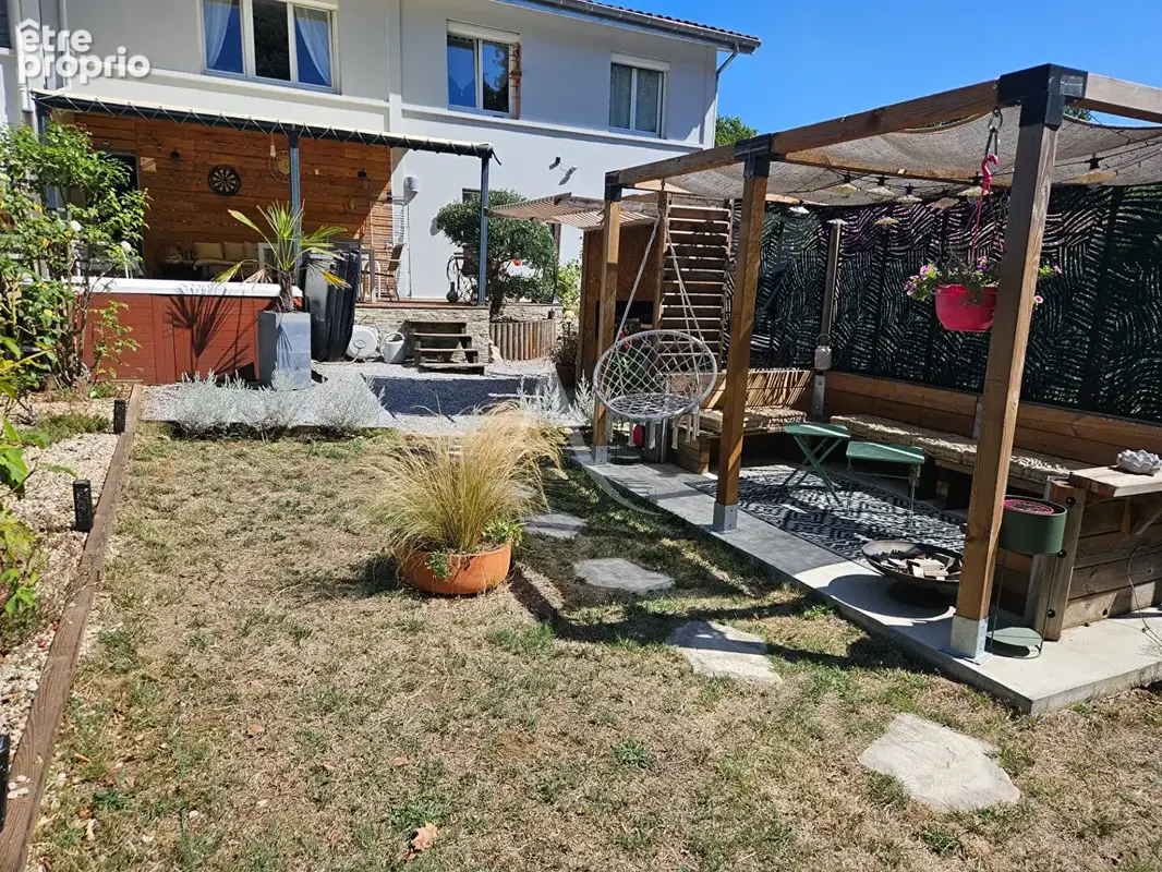 Angoumé, Maison  143 m2 jacuzzi - photo 7