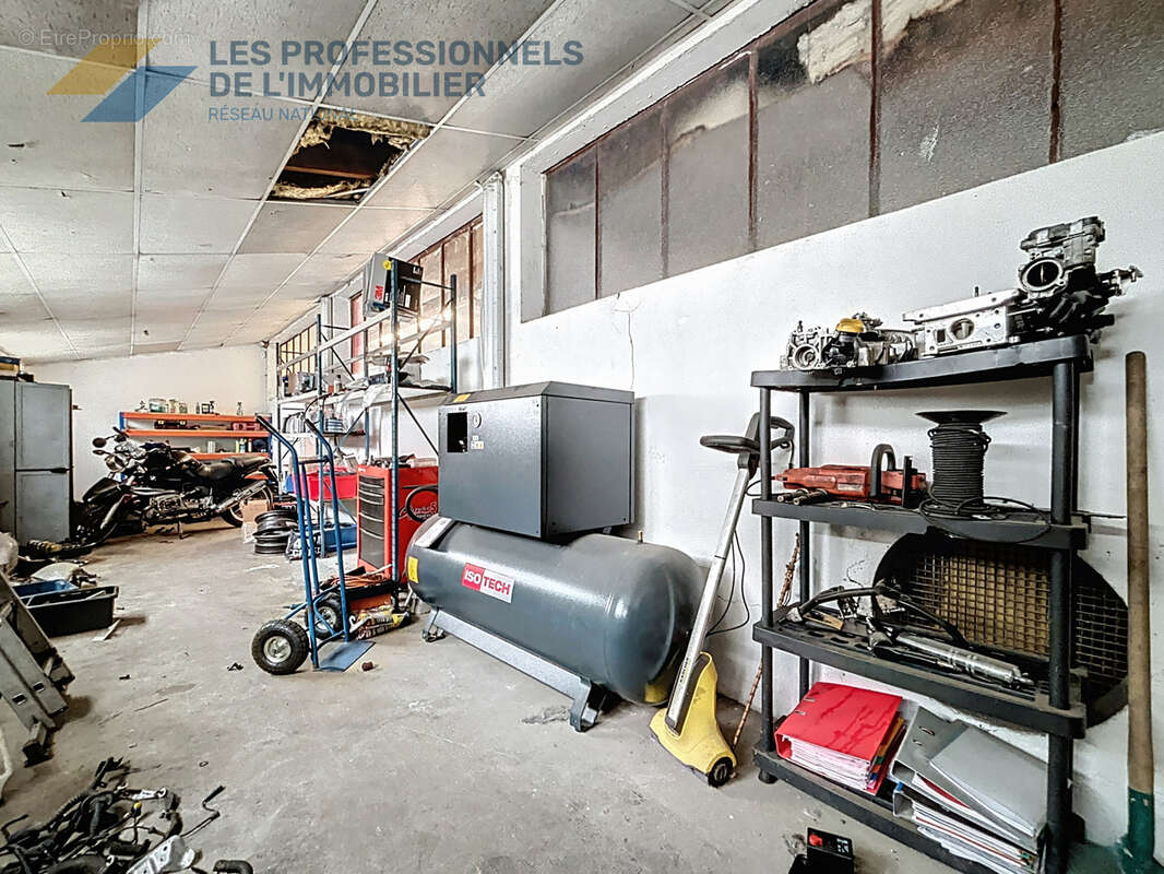 Commerce à LA RAVOIRE