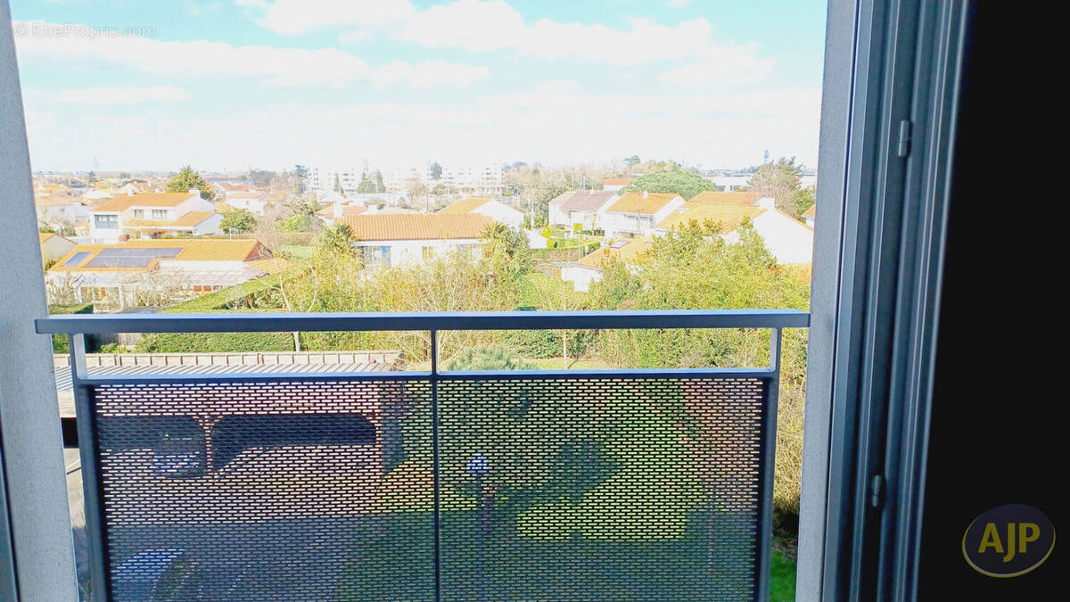 Appartement à SAINT-SEBASTIEN-SUR-LOIRE