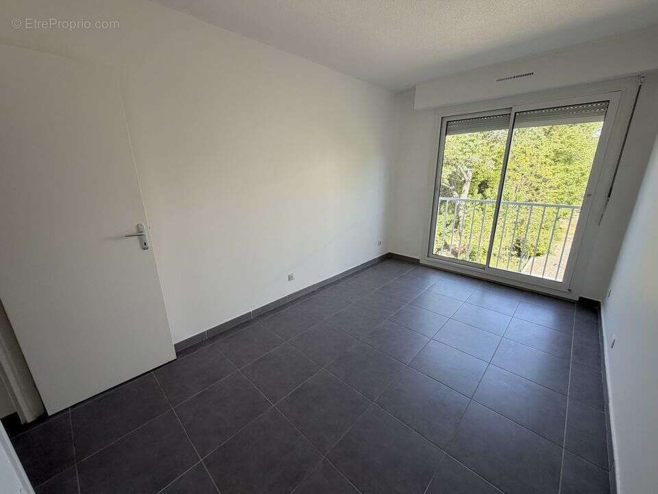 Appartement à MARSEILLE-13E