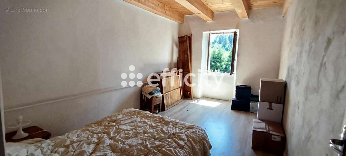 Maison 10 pièces 442 m² à vendre à Fournols (63980) - photo 20