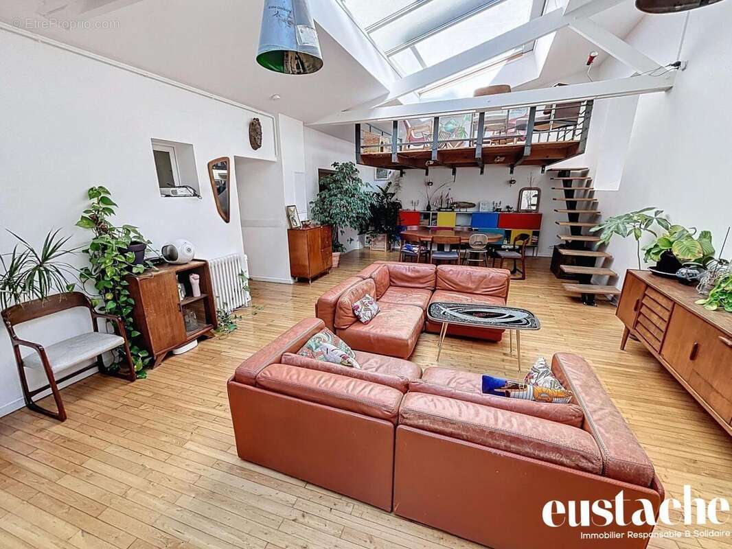 Appartement à PARIS-11E