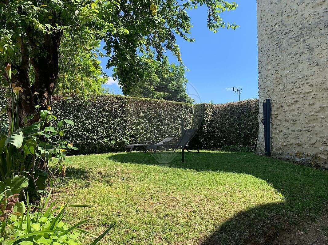 Appartement à MESCHERS-SUR-GIRONDE